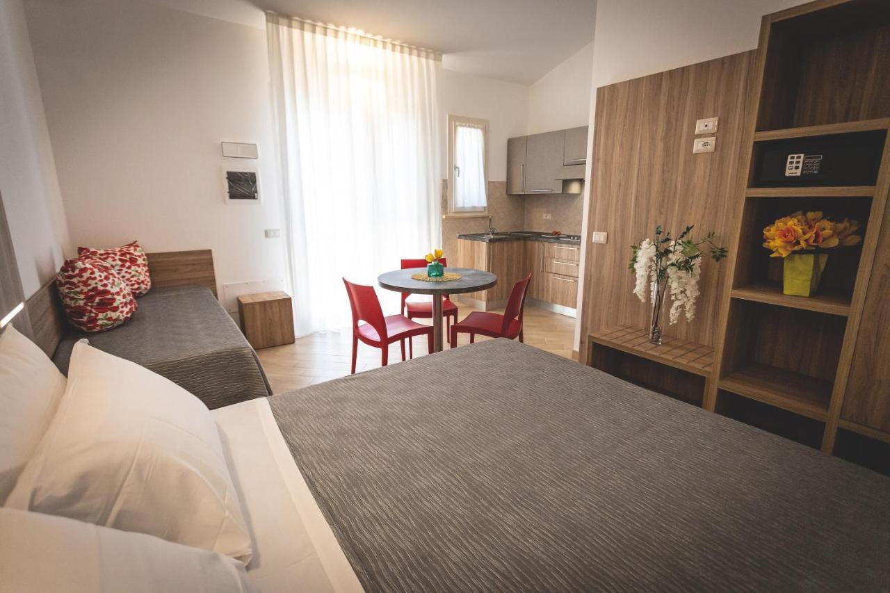 Hotel Residence Vallecorsa Rosignano Marittimo Buitenkant foto