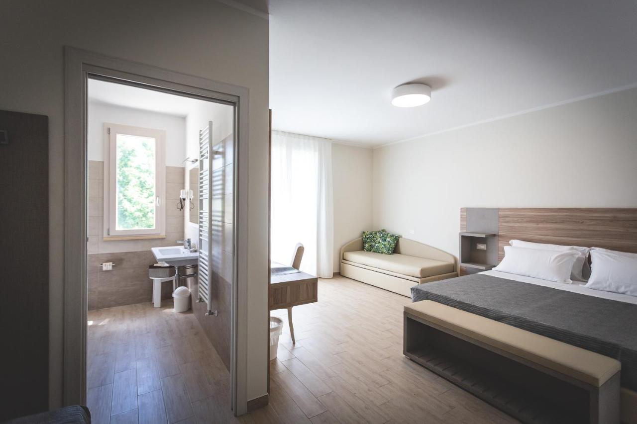 Hotel Residence Vallecorsa Rosignano Marittimo Buitenkant foto